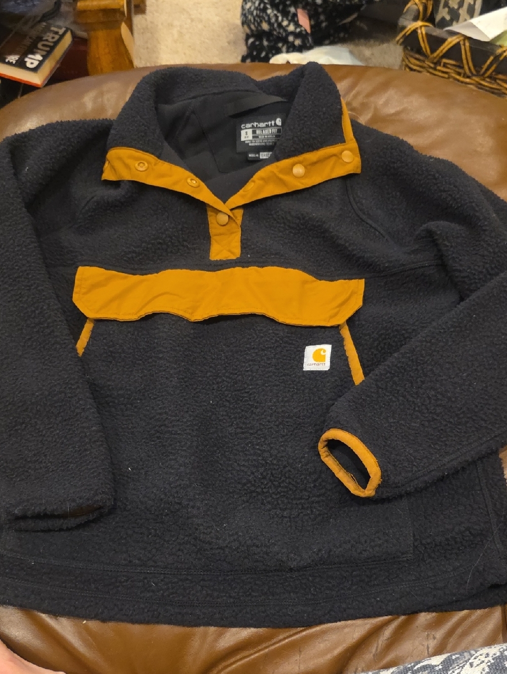 Carhartt Womens Fleece Pullover with Gold Accents. Sz Small